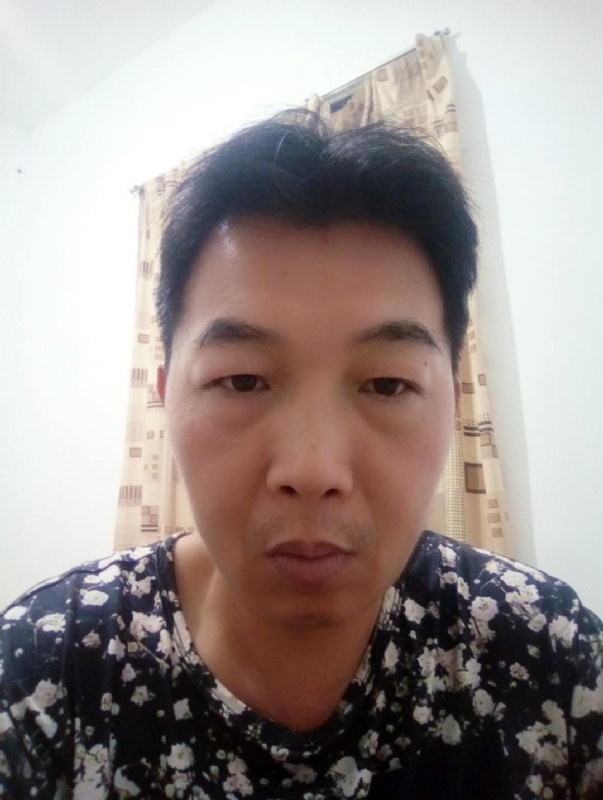 繁华哀伤的第一张照片--南靖交友网