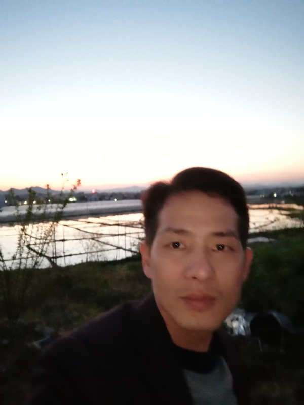 不忘初心的第一张照片--南靖交友网