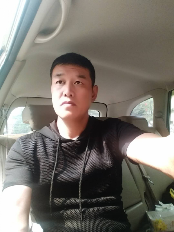 深爱的疯子的第一张照片--南靖交友网