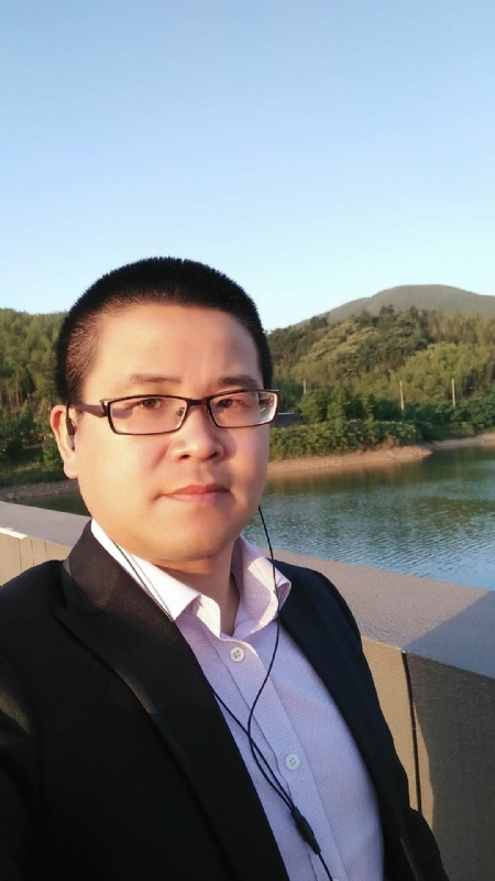 顾律师的第三张照片--南靖交友网