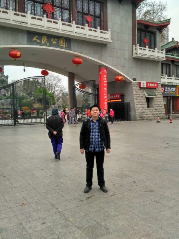 在奋斗的第一张照片--南靖交友网
