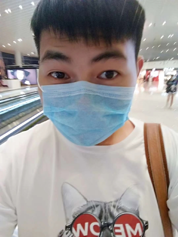 咔咔一顿的第一张照片--南靖交友网