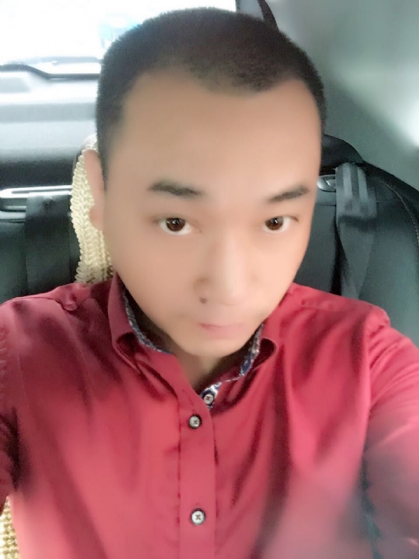 在一个路口等的第一张照片--南靖交友网