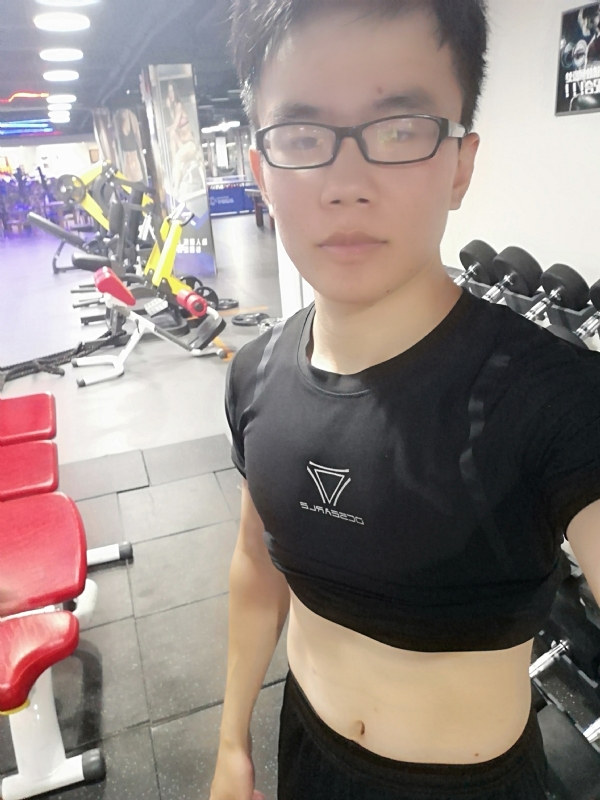 石榴裙下的第一张照片--南靖交友网