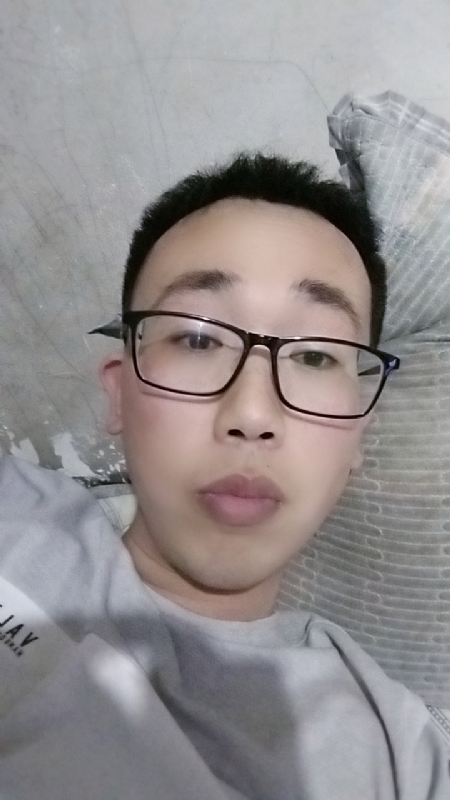喜欢比我大的女人的第一张照片--南靖交友网