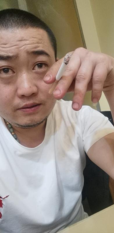 孤独的螃蟹的第一张照片--南靖交友网