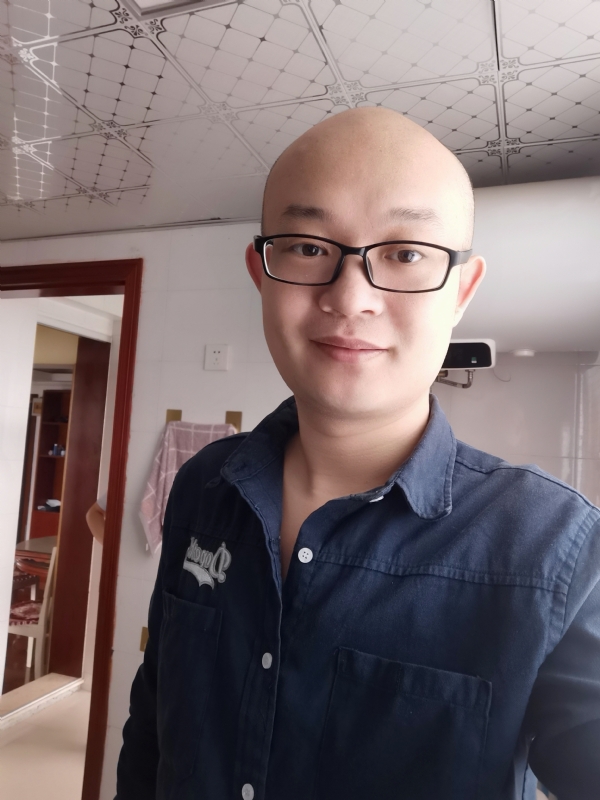 凝望远方的第一张照片--南靖交友网