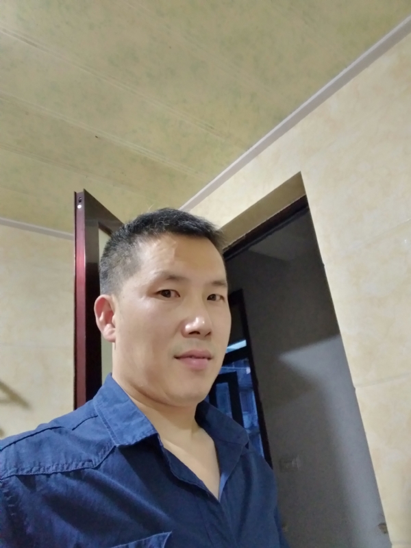 余生搀扶走的第一张照片--南靖交友网