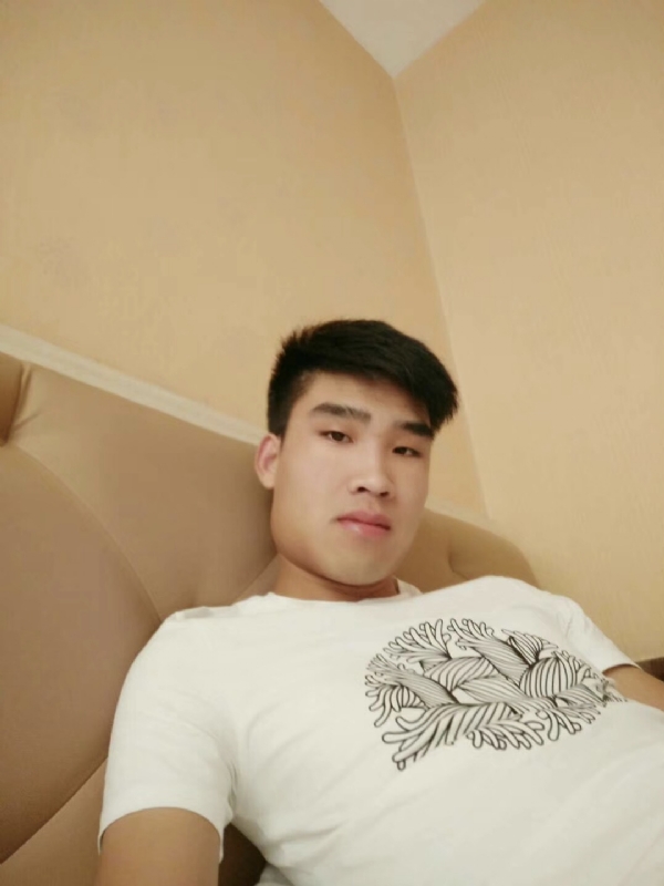 谁不曾孤单上路的第一张照片--南靖交友网