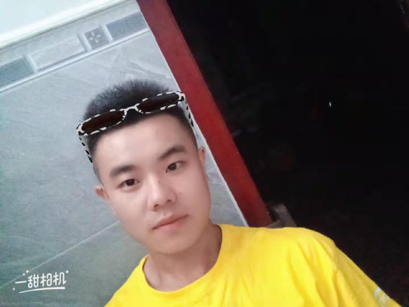 建国90周年的学渣的第一张照片--南靖交友网