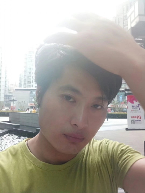 钢铁侠的第一张照片--南靖交友网