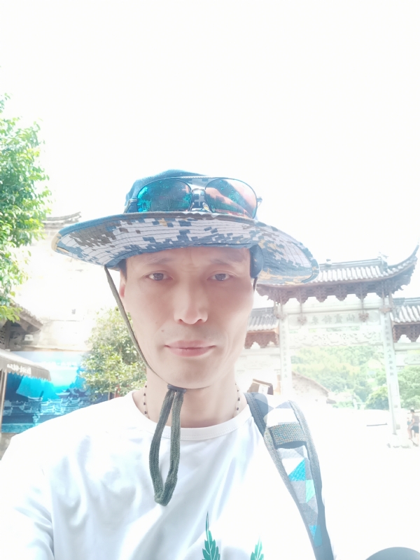 童群海的第一张照片--南靖交友网