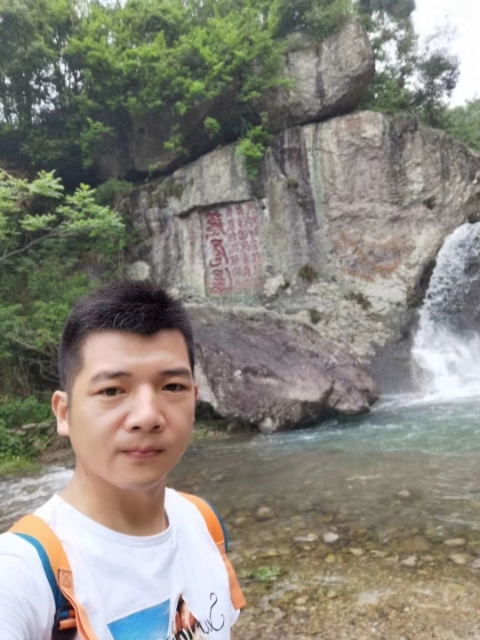 愿得一人心的第一张照片--南靖交友网
