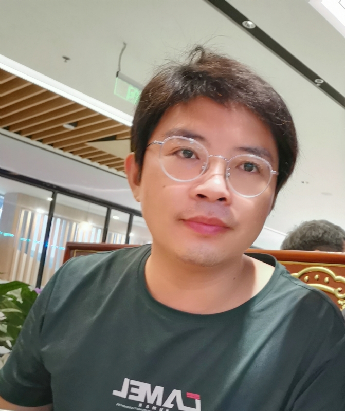 陆迅的第三张照片--南靖交友网