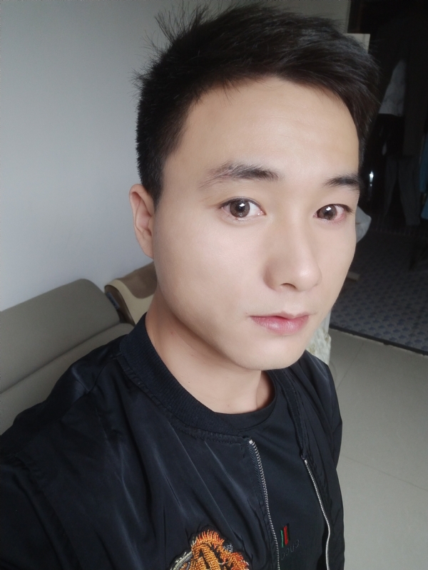 何凡的第三张照片--南靖交友网