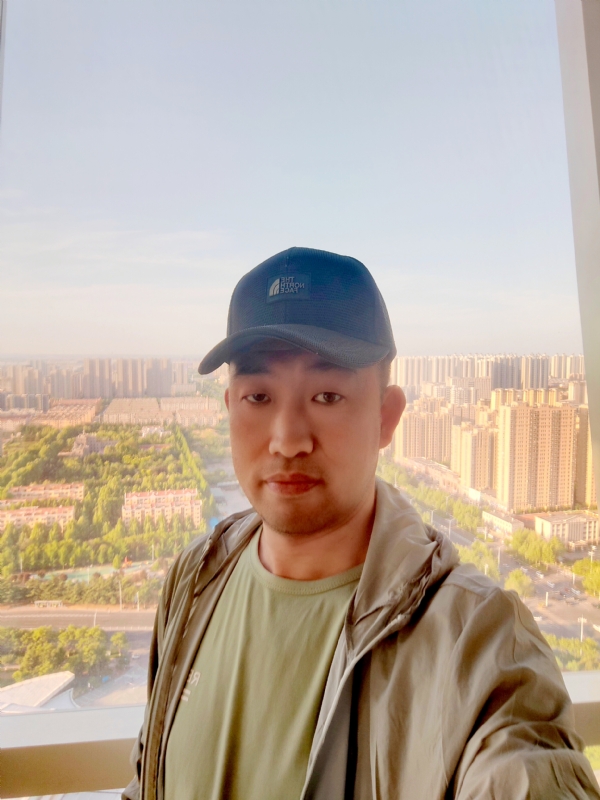 勇攀高峰的第二张照片--南靖交友网