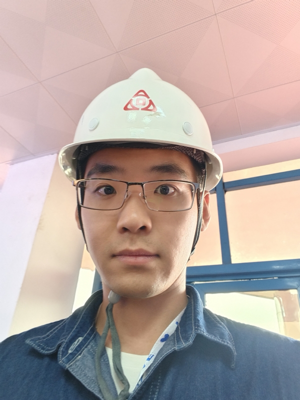何鹏宇的第二张照片--南靖交友网