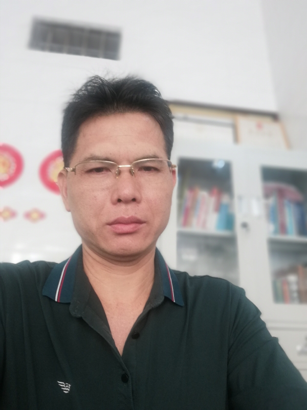 后视镜的第一张照片--南靖交友网