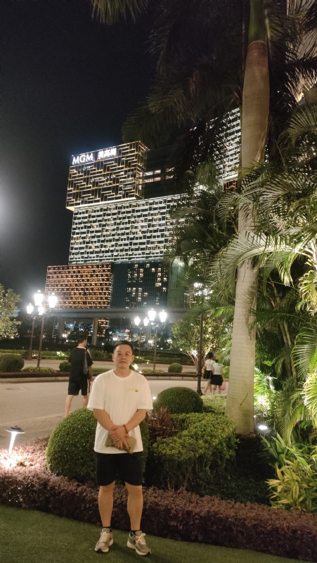熟悉的身影的第一张照片--南靖交友网