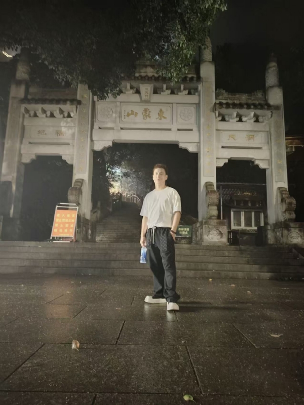 慕晨的第一张照片--南靖交友网